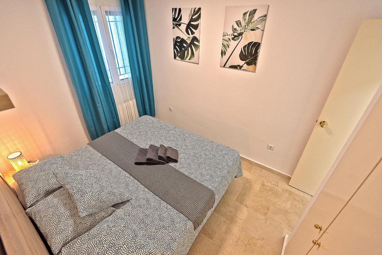 On Beach Deluxe Apartment With Pools And Own Garden El Puerto de Santa María Exteriör bild