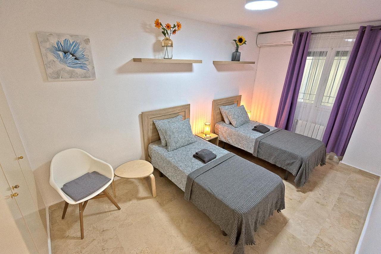On Beach Deluxe Apartment With Pools And Own Garden El Puerto de Santa María Exteriör bild